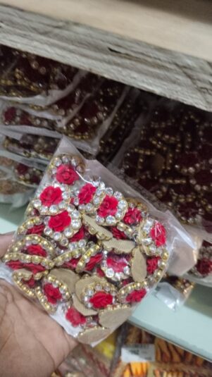 Red Ross Kundan Buttio