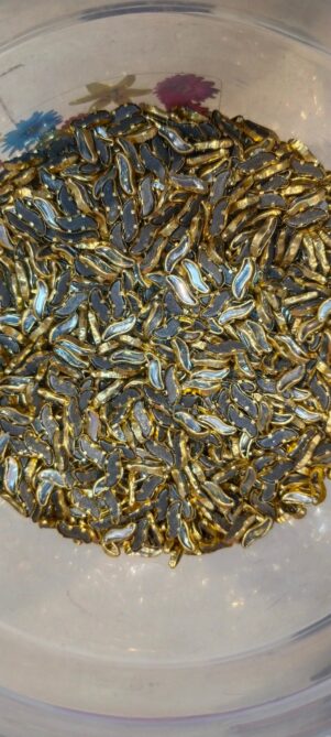 S Shape Kundan Beads