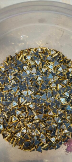 Triangle Shape Kundan Beads